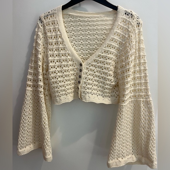 Commense “Begonia” Crochet Cardigan - Picture 2 of 4